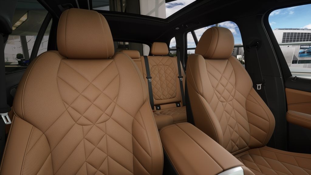 Thumbnail: 2026 BMW X5 - 11