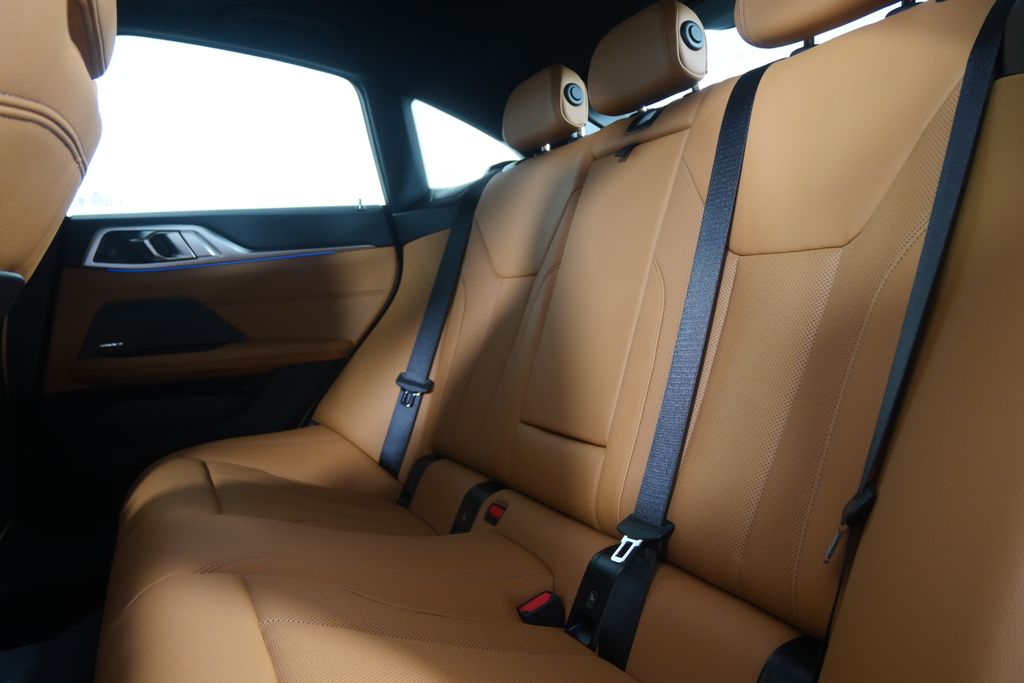 Thumbnail: 2026 BMW i4 - 16