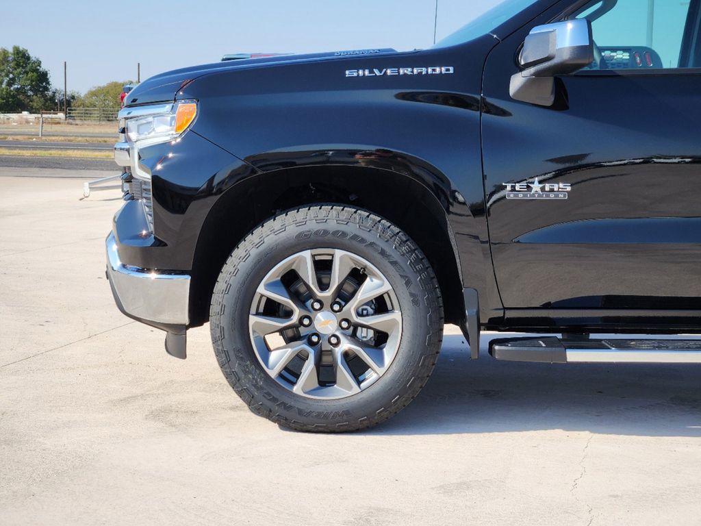 2025 Chevrolet Silverado 1500 LT 6