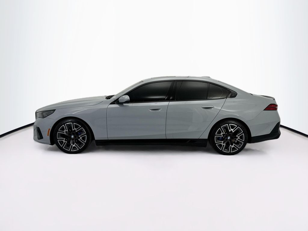 Thumbnail: 2026 BMW i5 - 8