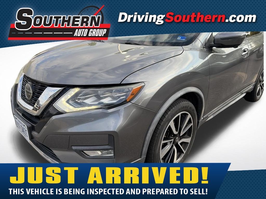 Gray (Gun Metallic) 2018 Nissan Rogue SUV / Crossover All-Wheel Drive Continuously Variable Transmission