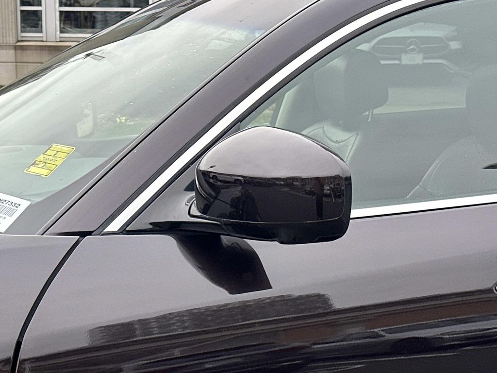 Thumbnail: 2011 INFINITI FX35 - 13