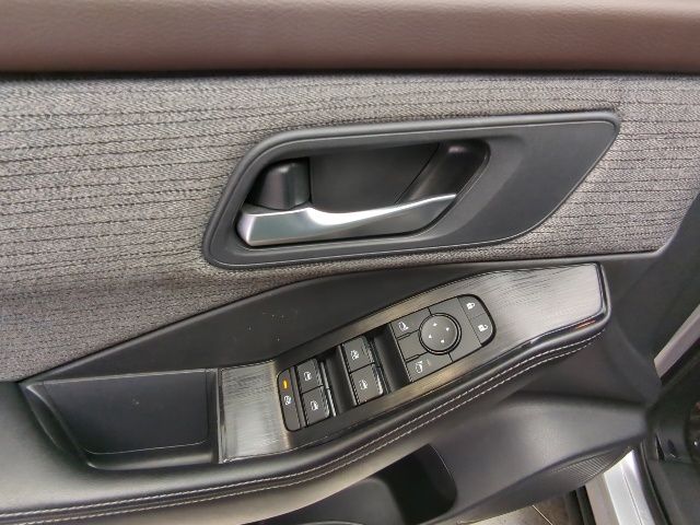 2022 Nissan Rogue SV - Photo 25
