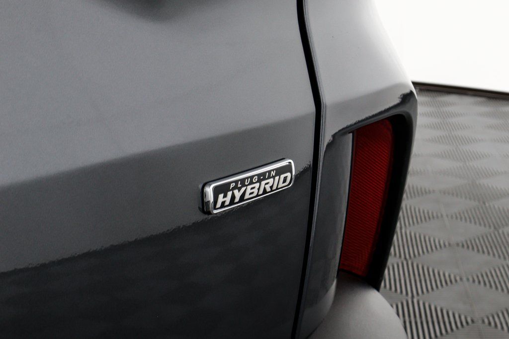 New 2024 Gray Ford Base image 11