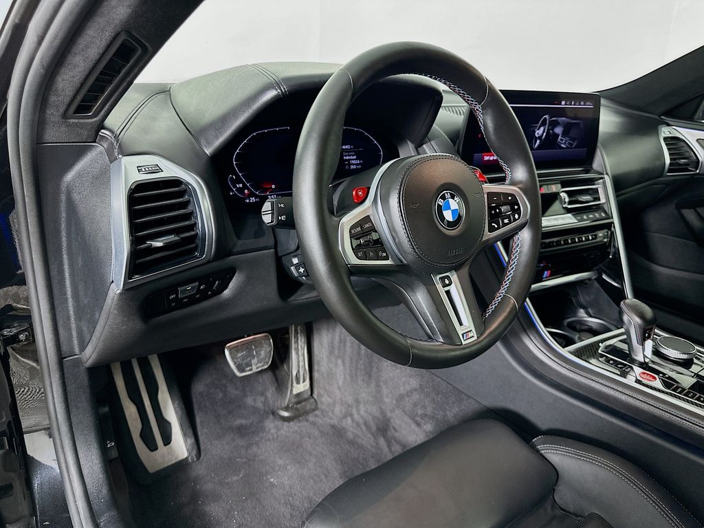 2023 BMW M8 Competition 9
