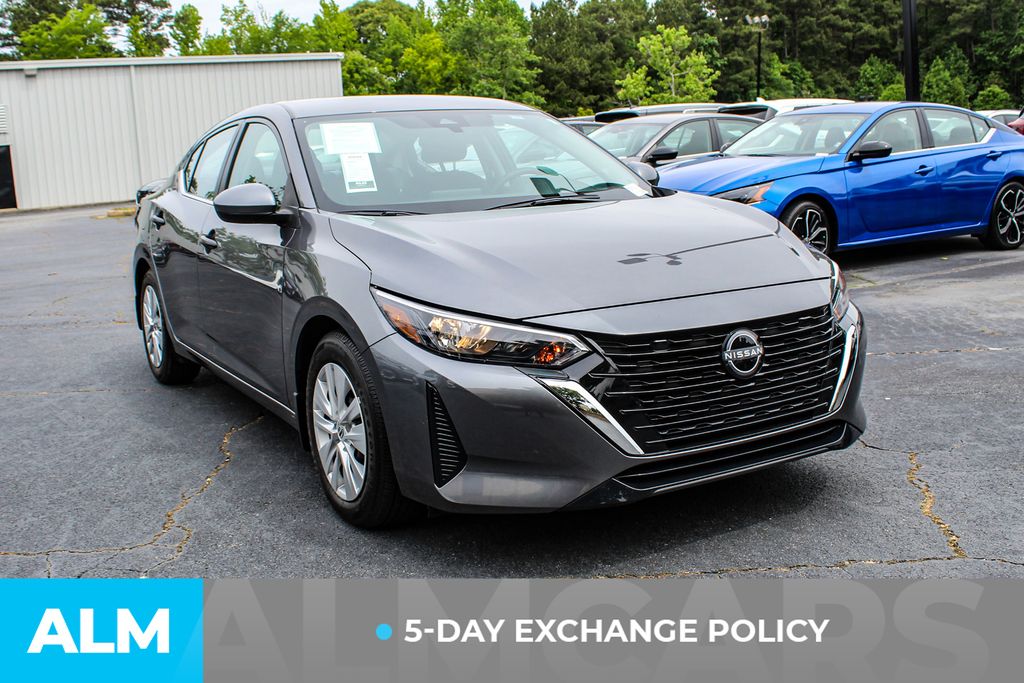 Used 2025 Gray Nissan S image 4