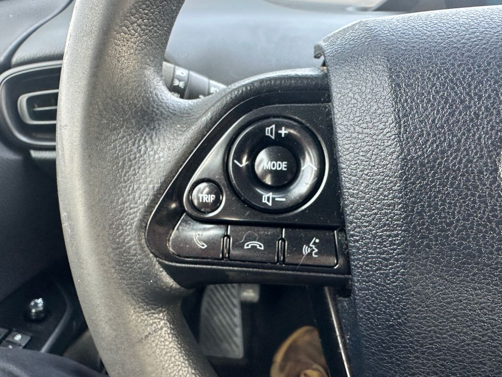 2022 Toyota Prius LE AWD-e
