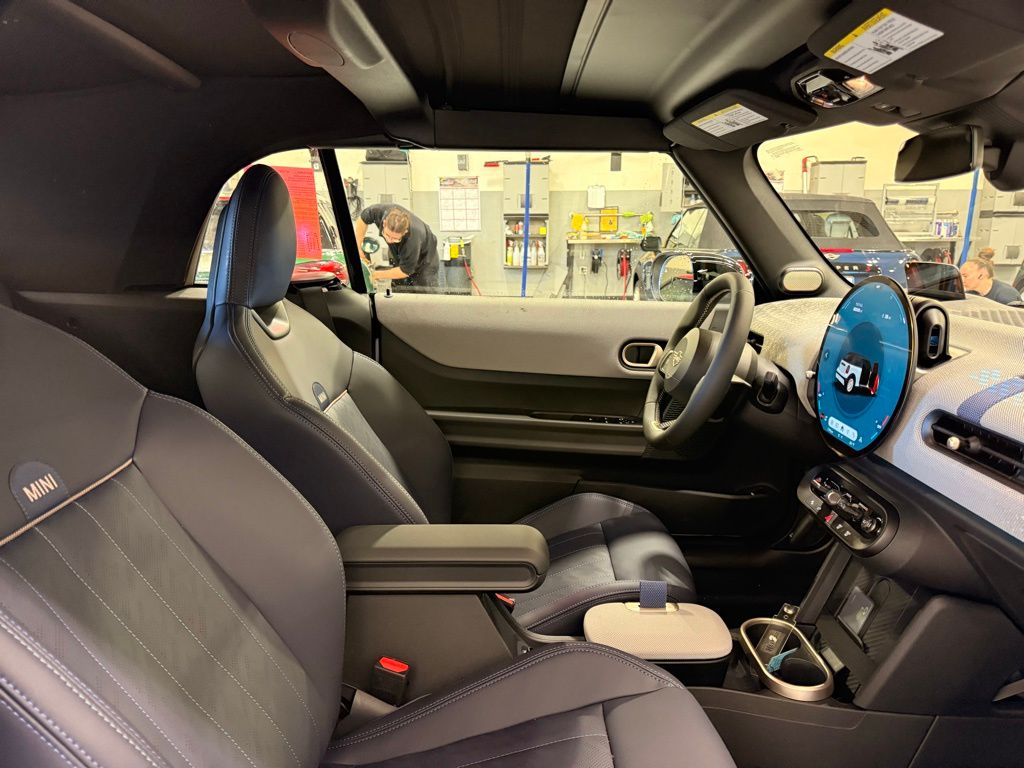 Thumbnail: 2026 MINI Cooper - 23