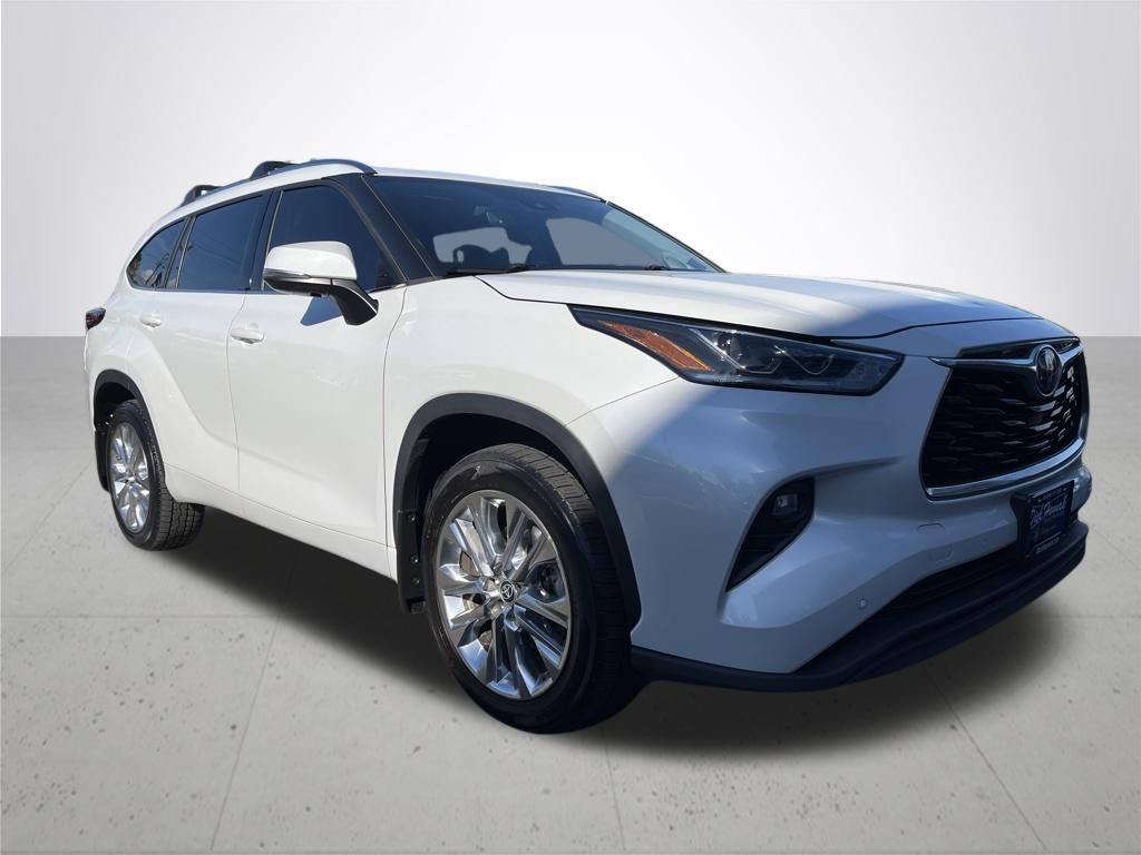2022 Toyota Highlander Limited