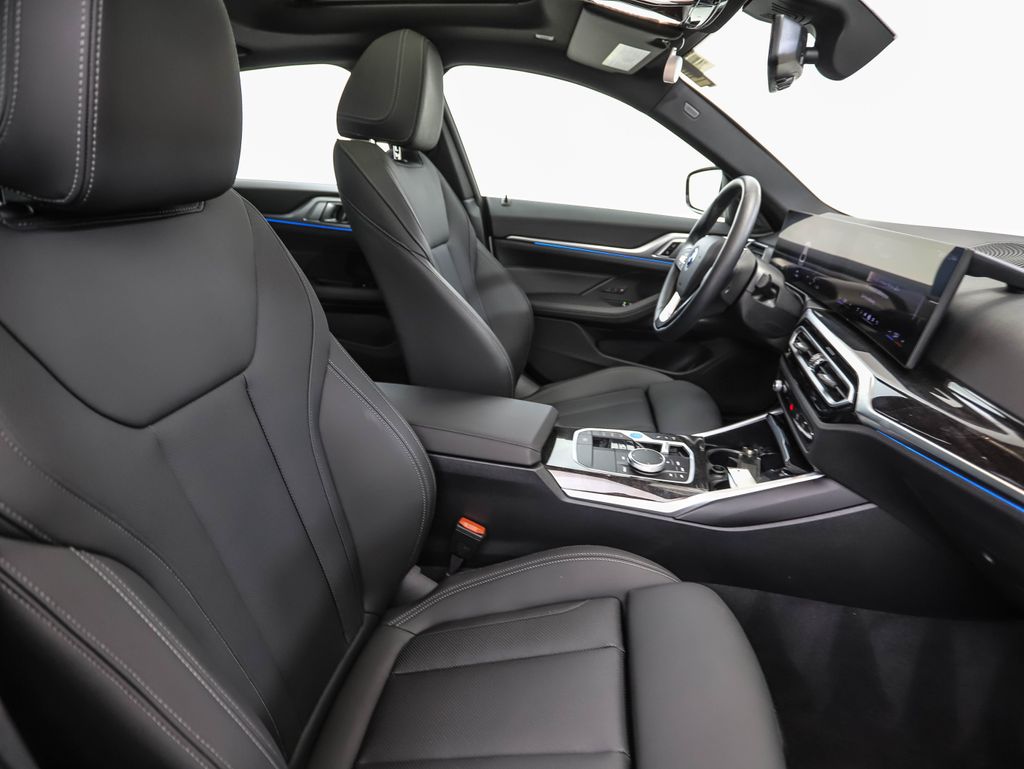 Thumbnail: 2024 BMW i4 - 31