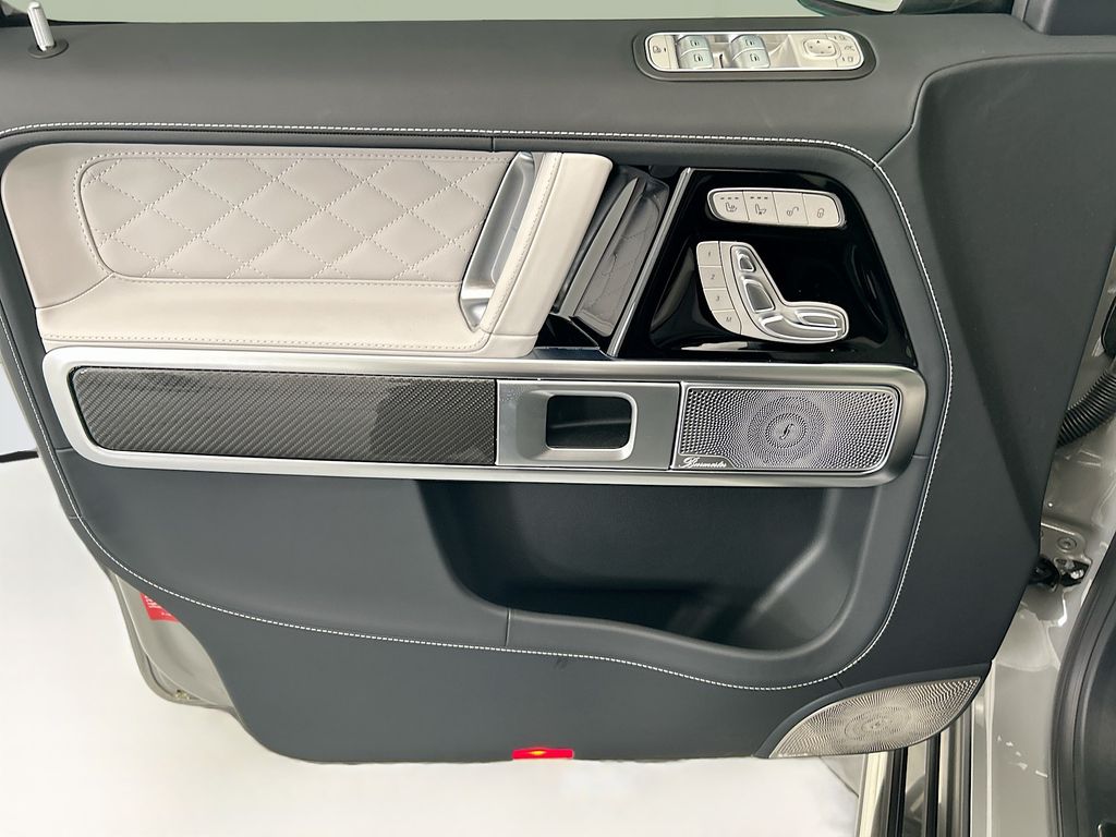Thumbnail: 2026 Mercedes-Benz G-Class - 23