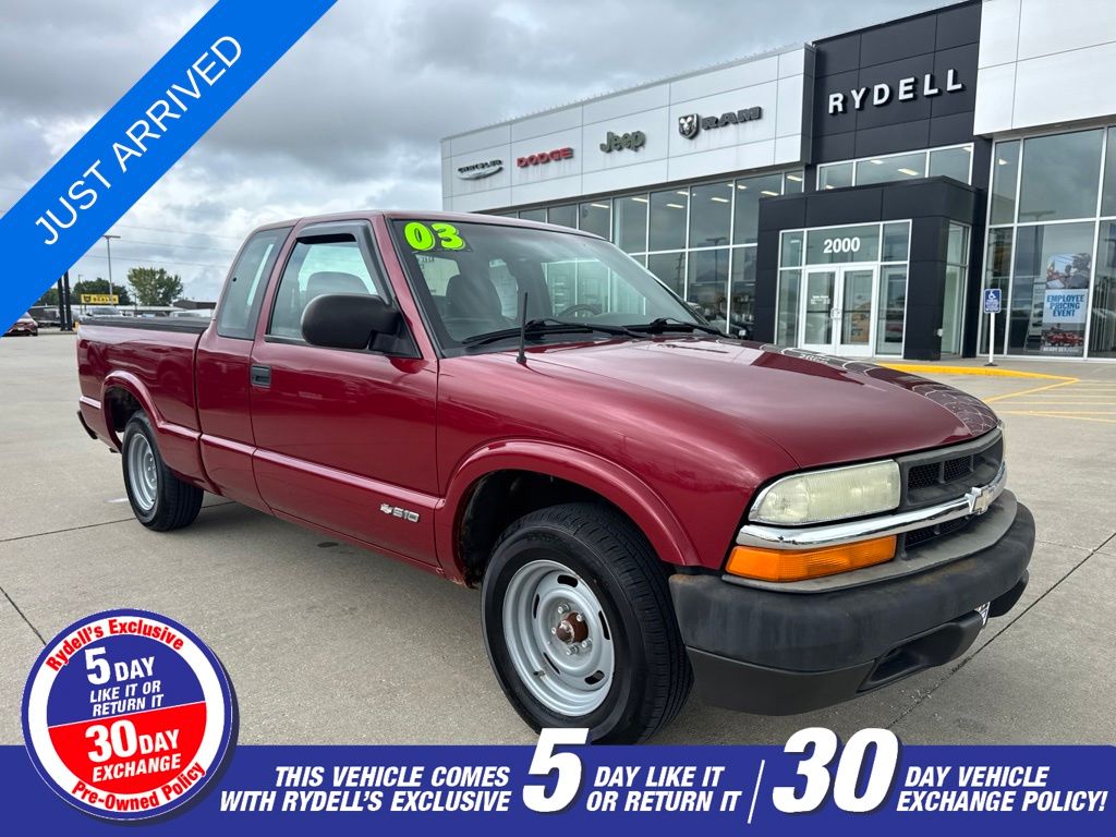 2003 Chevrolet S-10 LS Extended Cab RWD