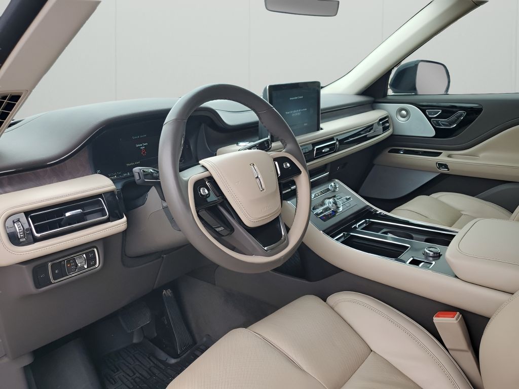 Used Car 2023 Lincoln Aviator  Reserve For Sale Under $50,000 In Austin, Texas