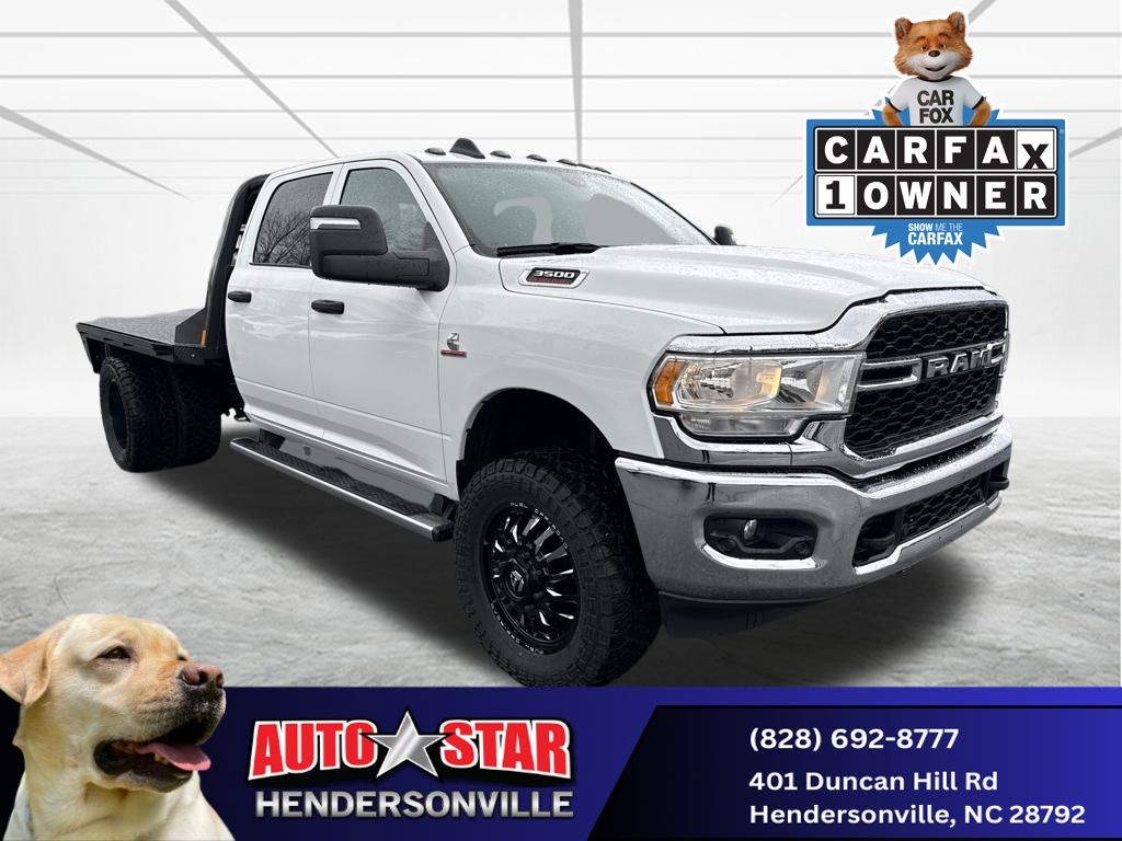 2024 RAM 3500 Chassis Tradesman Crew Cab LB DRW 4WD