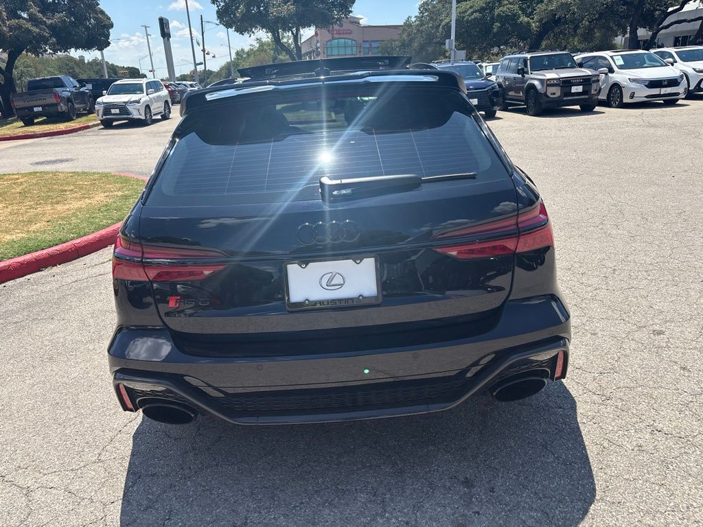 Thumbnail: 2024 Audi RS 6 - 4