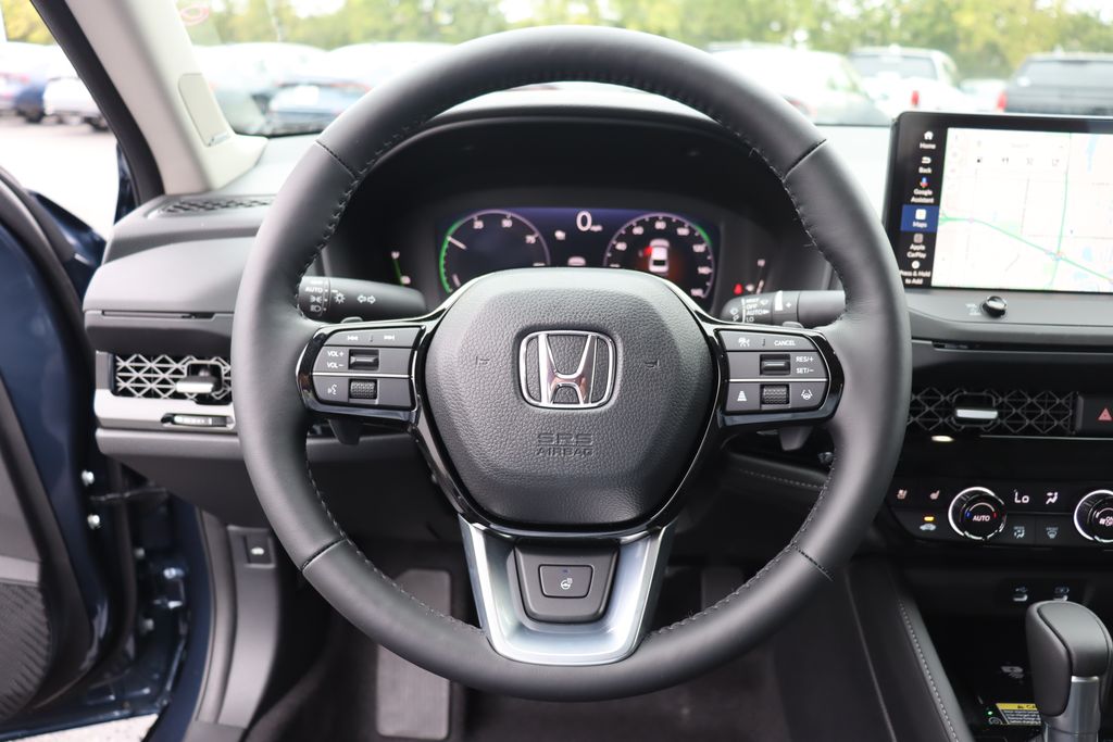 2025 Honda Accord Touring 32