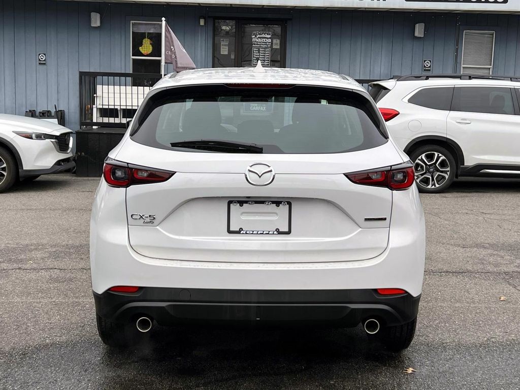 View vehicle photo 5