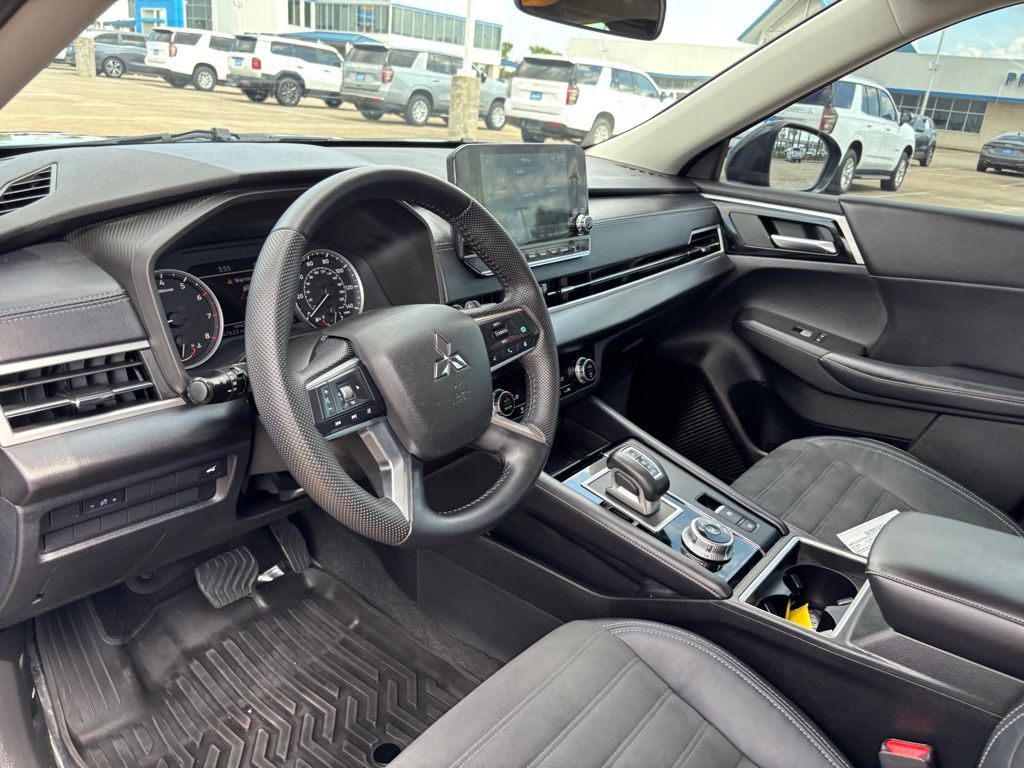 2023 Mitsubishi Outlander SE  at North Houston Mitsubishi