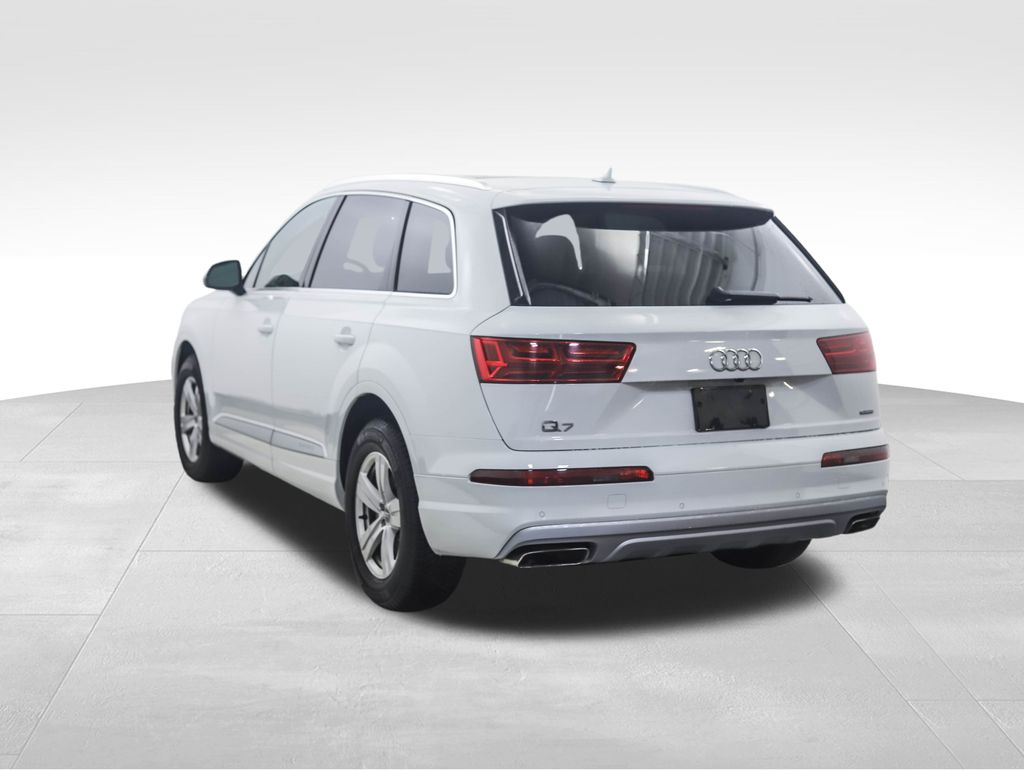 Thumbnail: 2018 Audi Q7 - 3