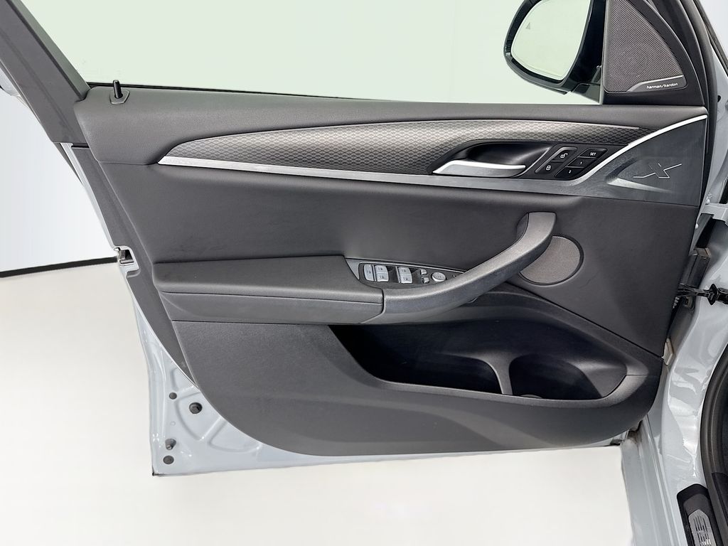 Thumbnail: 2023 BMW X3 - 23