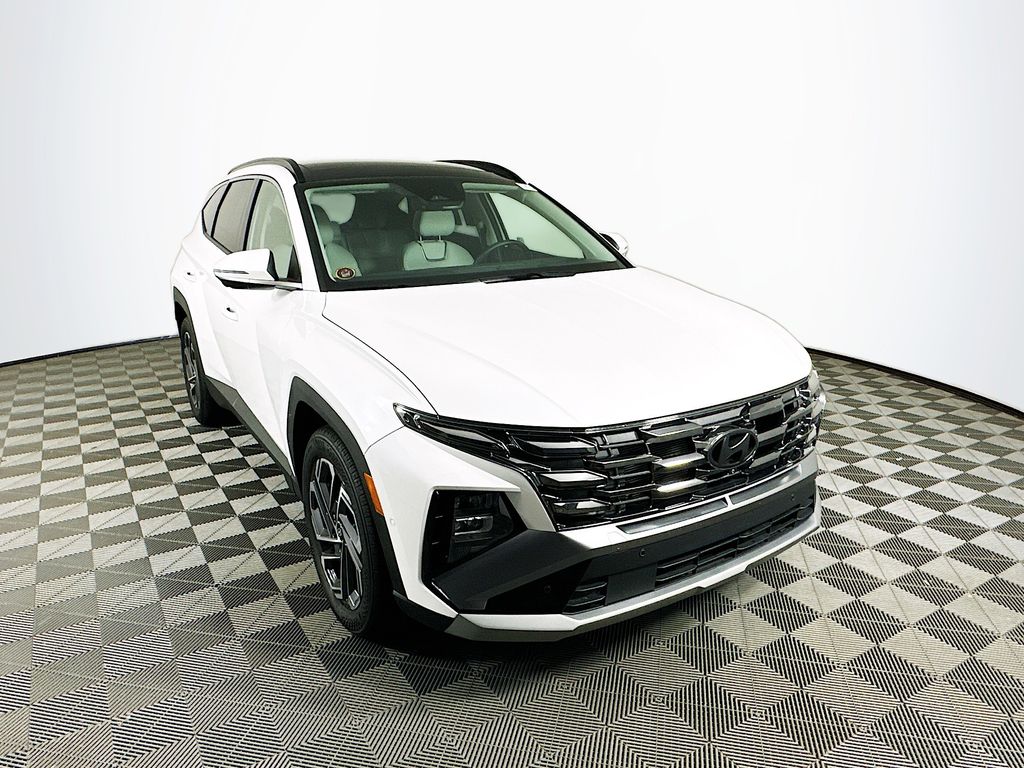 White 2025 Hyundai Tucson Limited FWD SUV / Crossover Front-Wheel Drive 8-Speed Automatic