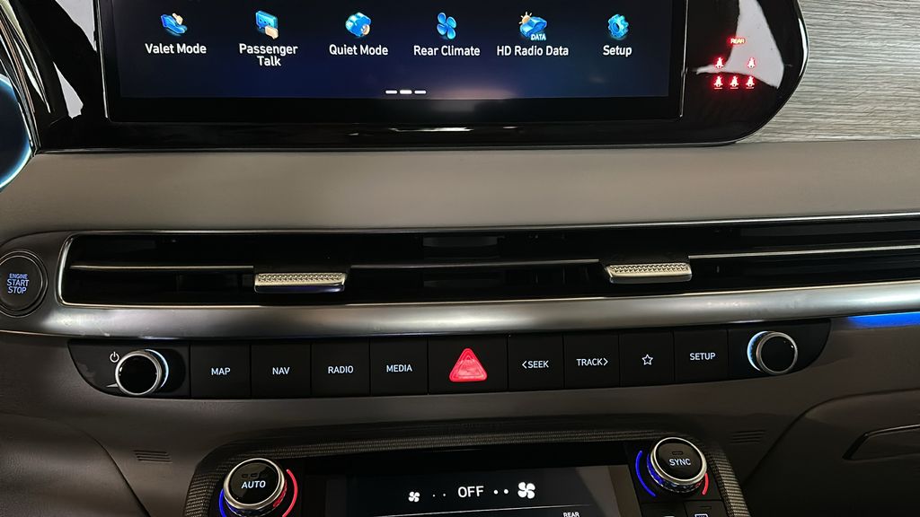 2023 Hyundai Palisade Calligraphy White at Baytown Hyundai