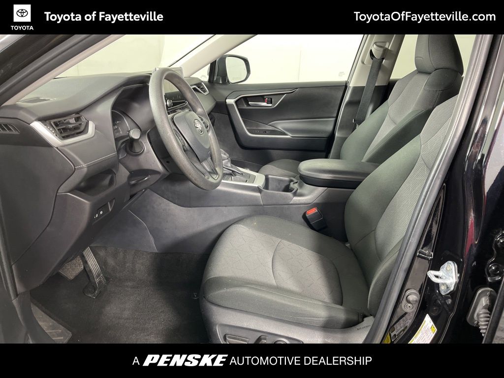 Thumbnail: 2025 Toyota RAV4 - 21