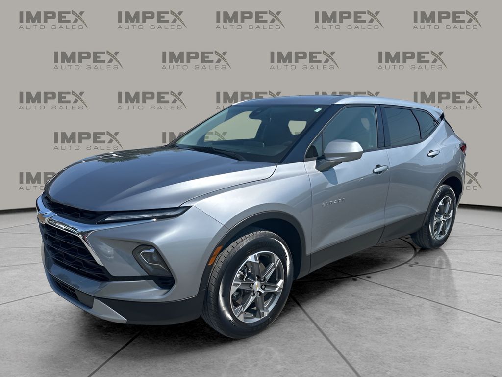 2025 Chevrolet Blazer LT's photo