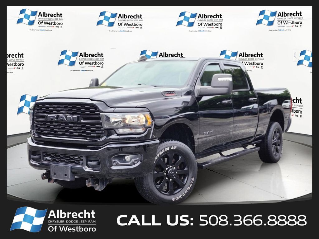 2024 RAM 2500 Big Horn Crew Cab 4WD