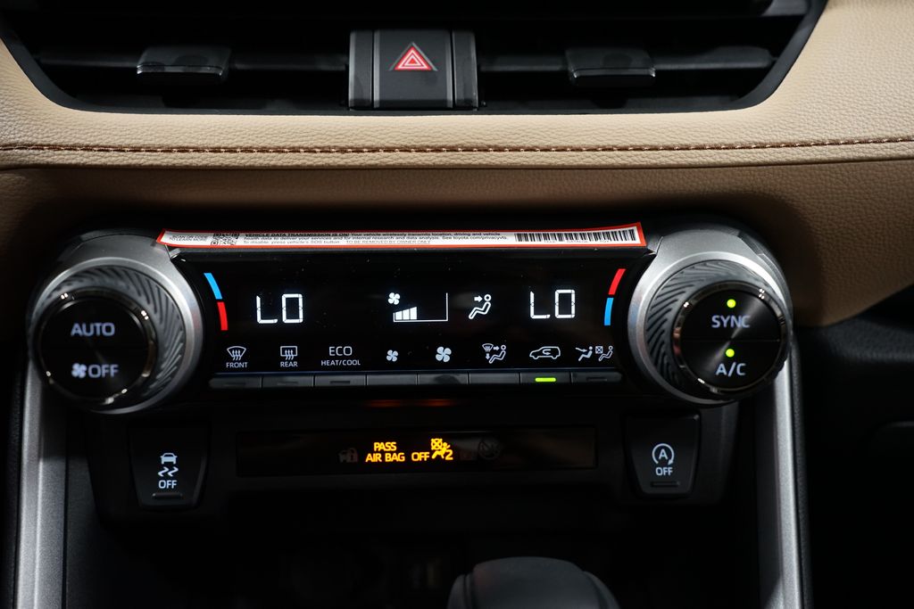 Thumbnail: 2025 Toyota RAV4 - 20