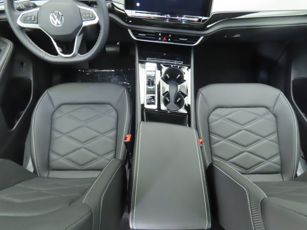 Thumbnail: 2026 Volkswagen Atlas - 16