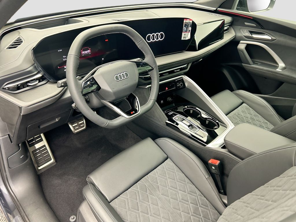 Thumbnail: 2025 Audi SQ5 - 10