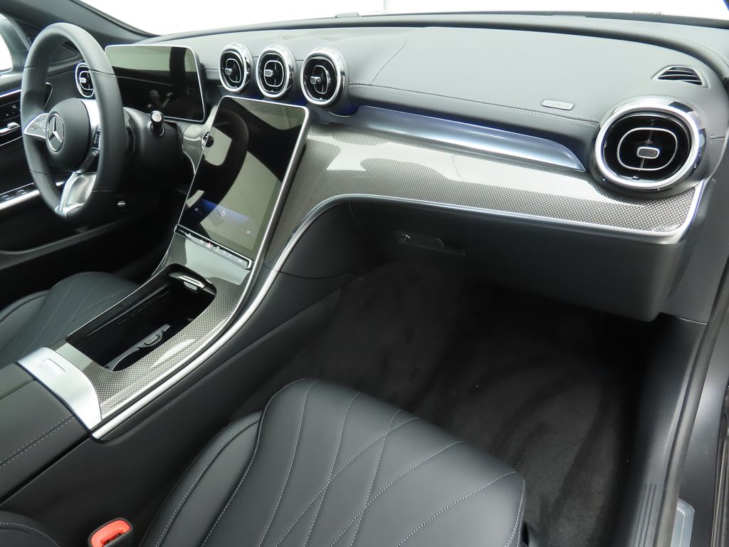 Thumbnail: 2025 Mercedes-Benz C-Class - 17