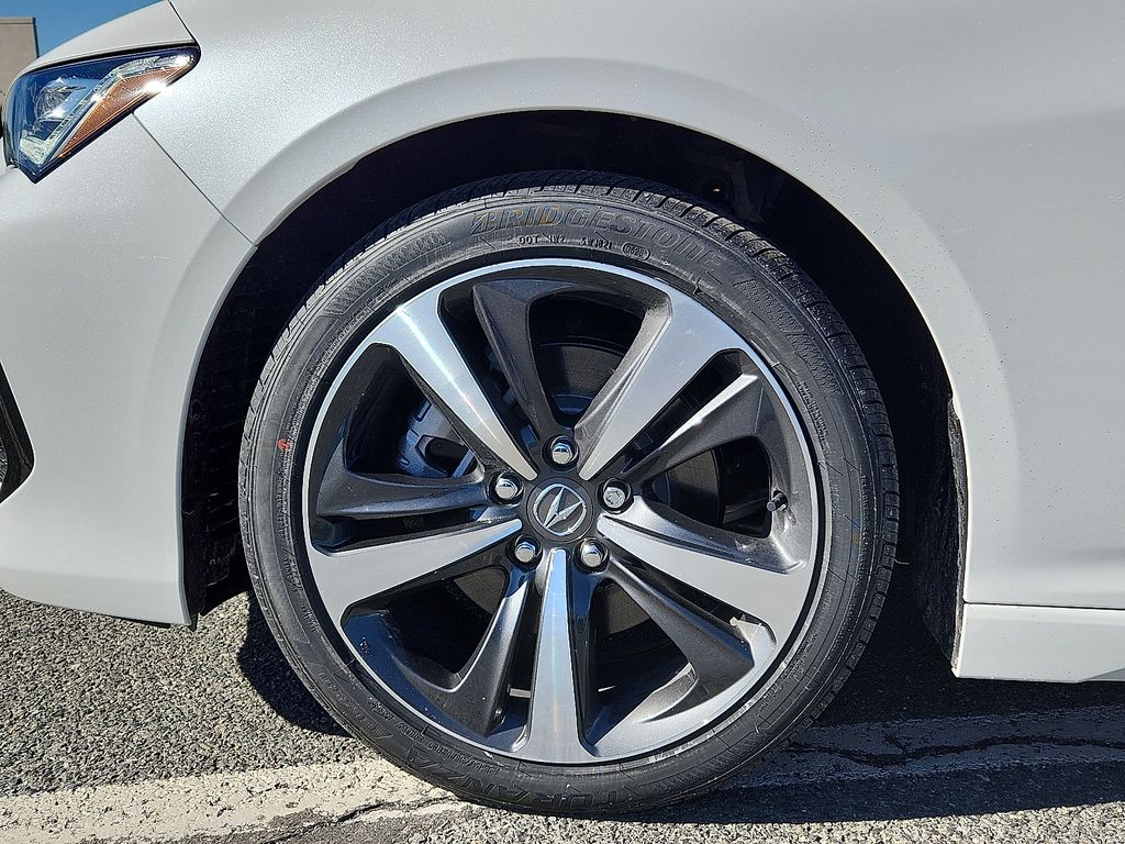 Thumbnail: 2025 Acura TLX - 5
