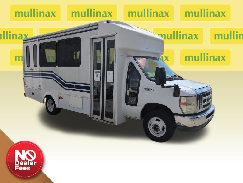 2015 Ford E-450SD Base
