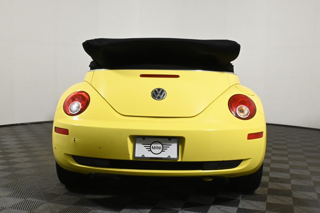 2008 Volkswagen Beetle S 14