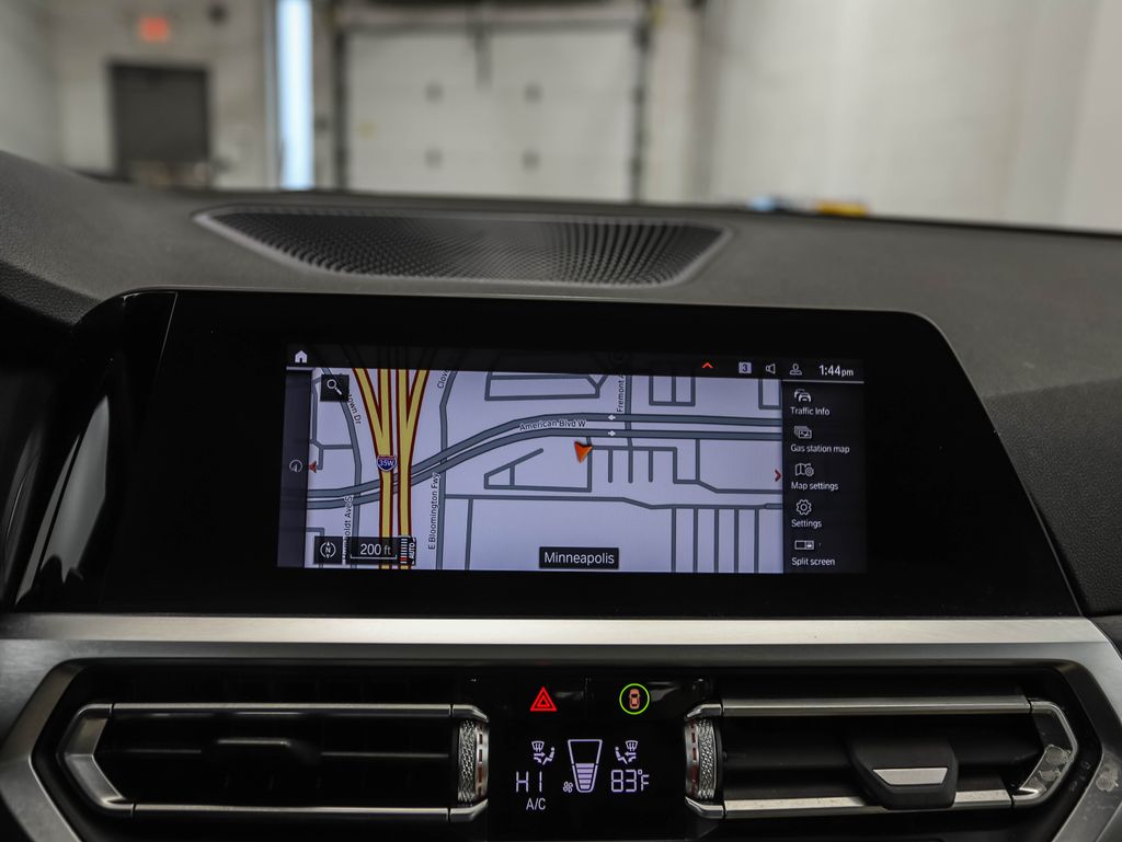 Thumbnail: 2021 BMW 3 Series - 16