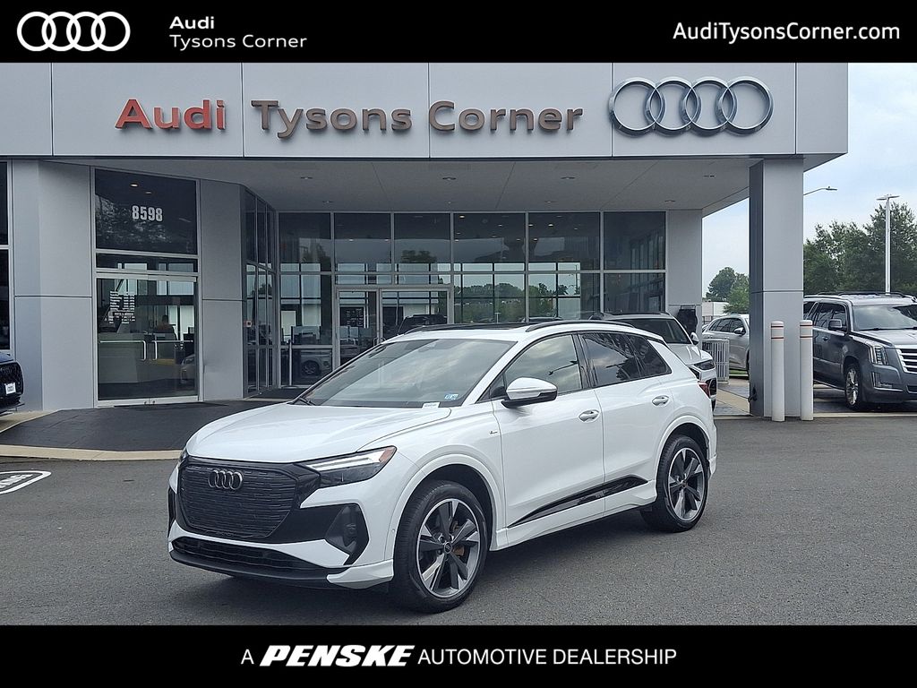 Thumbnail: 2024 Audi Q4 e-tron - 1