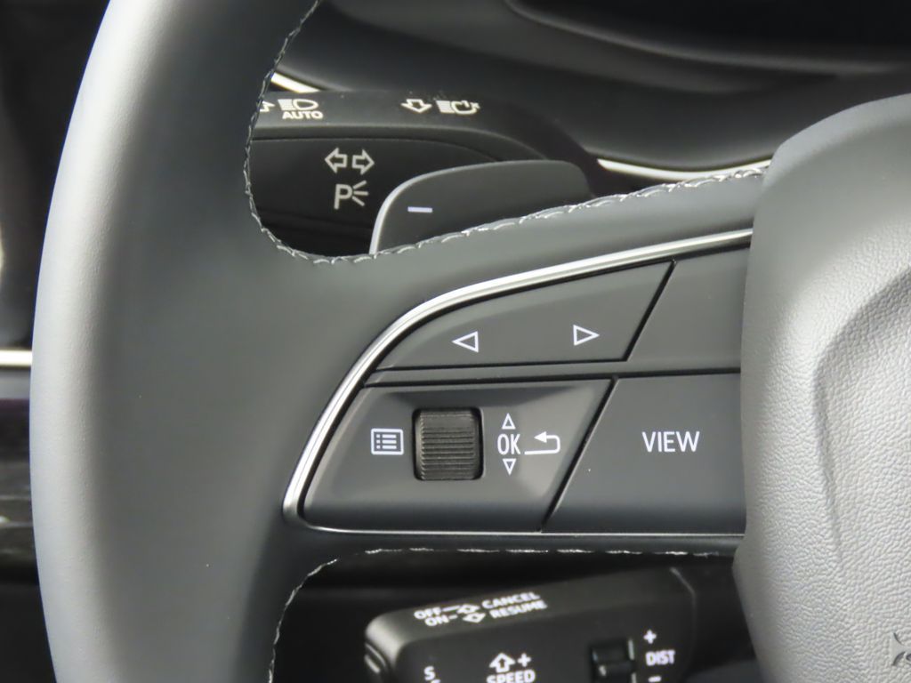 Thumbnail: 2025 Audi Q7 - 15