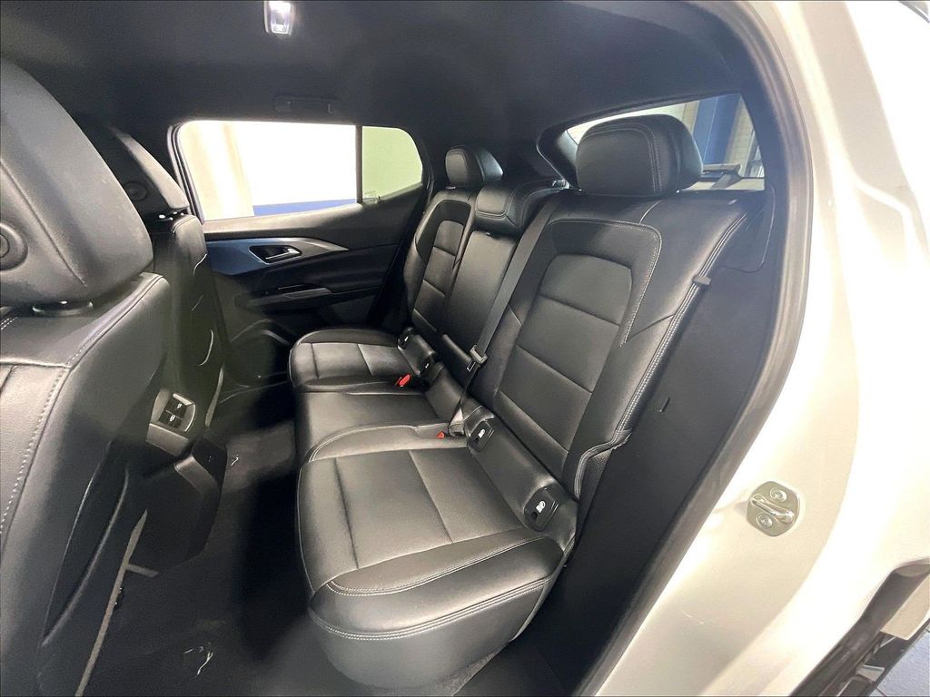 2024 Chevrolet Equinox EV — photo 15