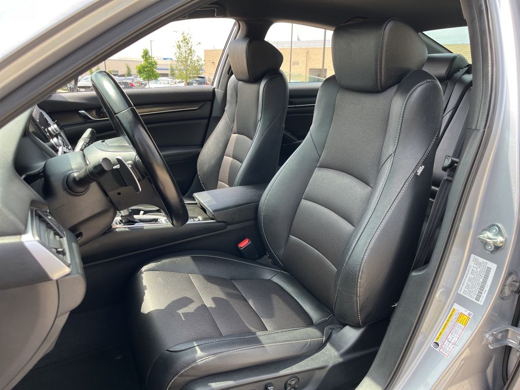 2020 Honda Accord Sport 25