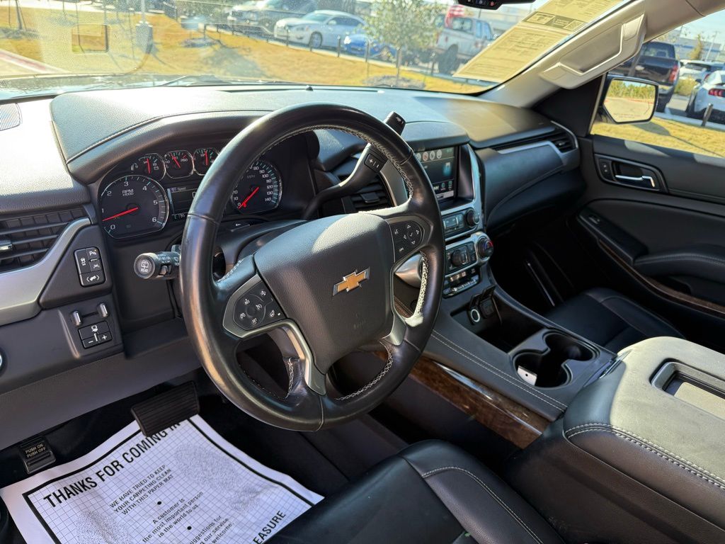 Thumbnail: 2019 Chevrolet Tahoe - 12