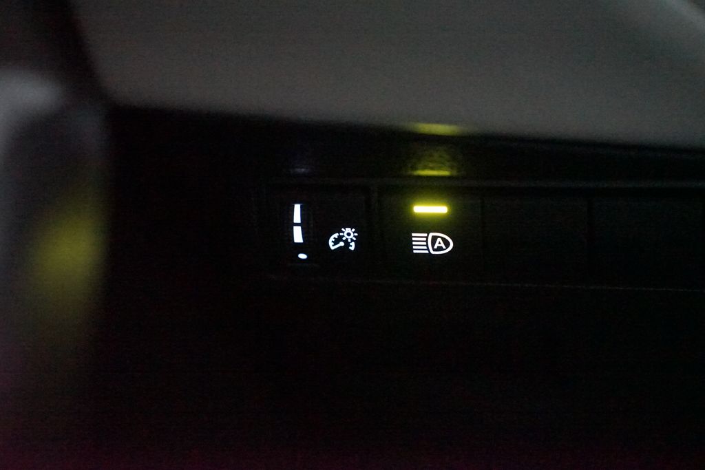 Thumbnail: 2025 Toyota Corolla Cross - 23