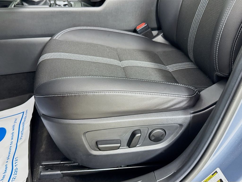 Used Car 2025 Mazda Cx-50  2.5 S Premium Package For Sale Under $35,000 In Austin, Texas
