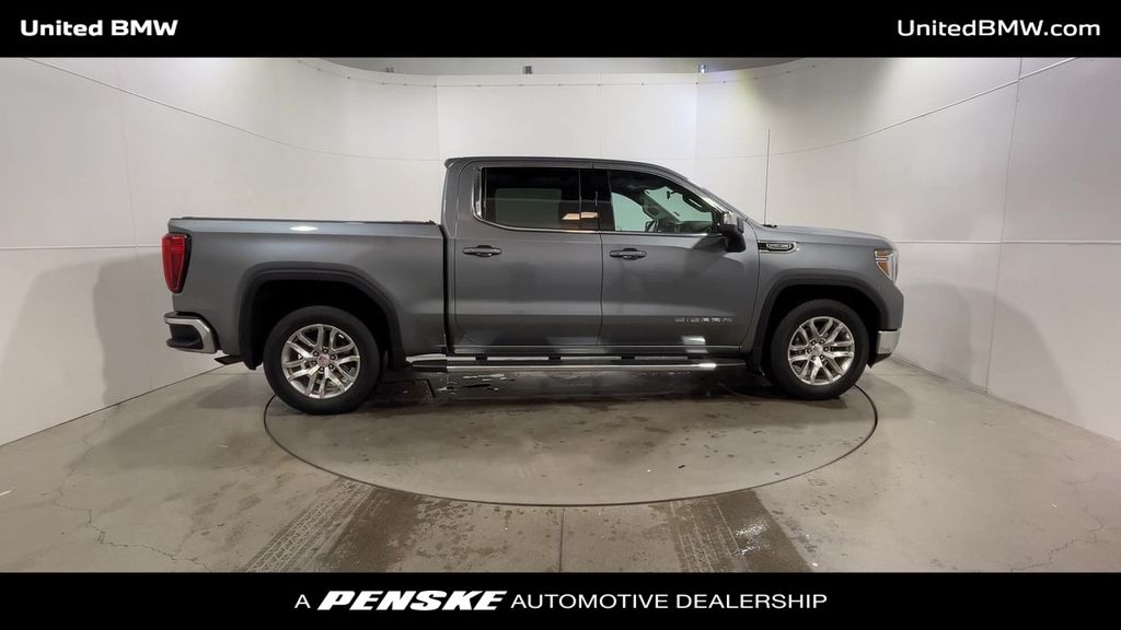 2022 GMC Sierra 1500 SLE 9