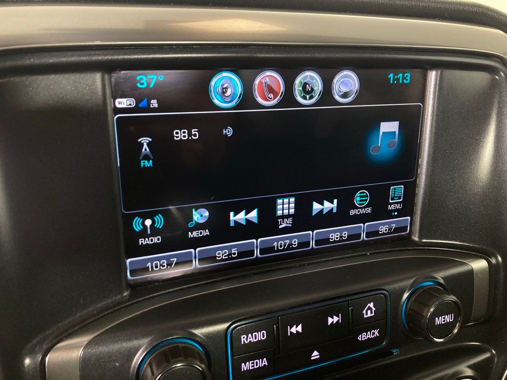 Used 2018 White Chevrolet LT image 3