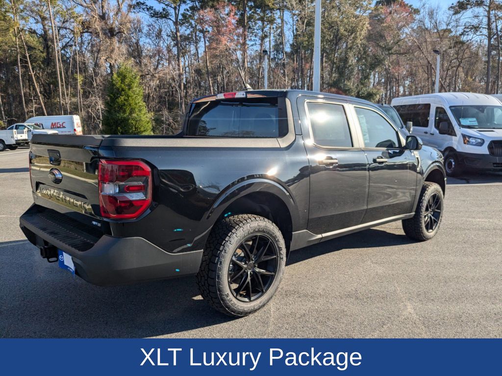 2024 Ford Maverick XLT