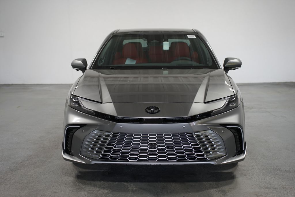 2025 Toyota Camry XSE 2