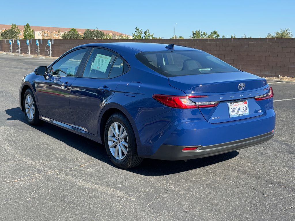 2025 Toyota Camry LE 6