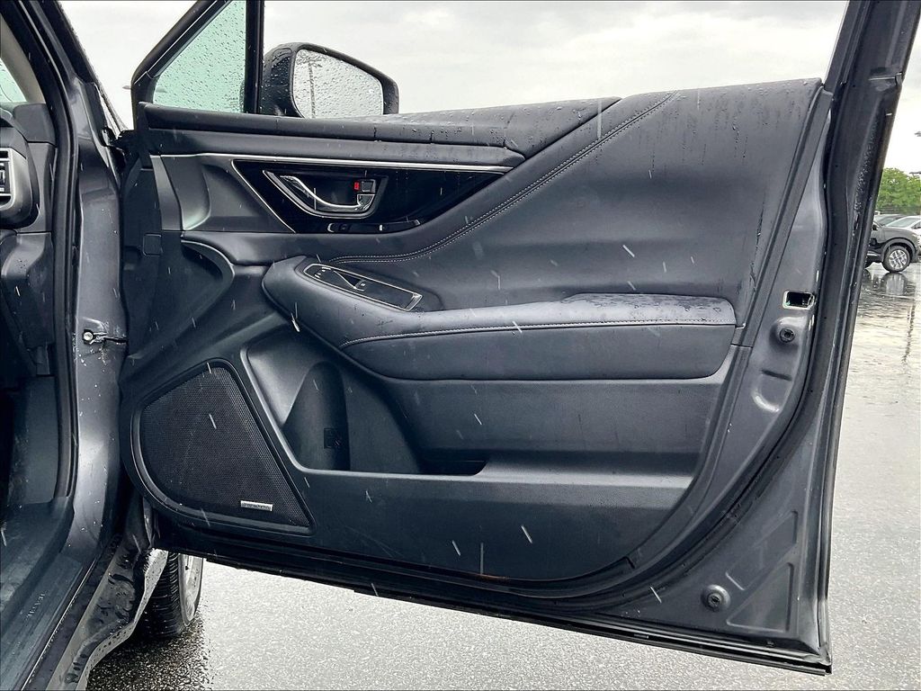 2022 Subaru Outback — photo 11